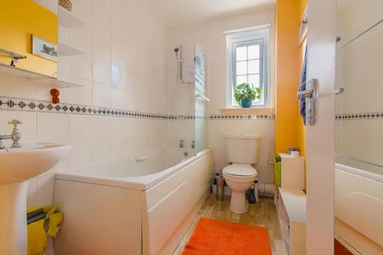 Guestready - Cosy & Bright - Central Flat Edinburgh Buitenkant foto